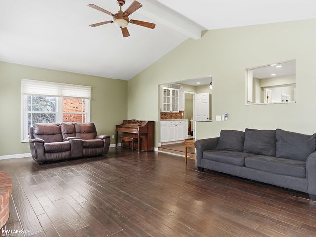 5151 Winewood Lane, Commerce Twp, MI 48382