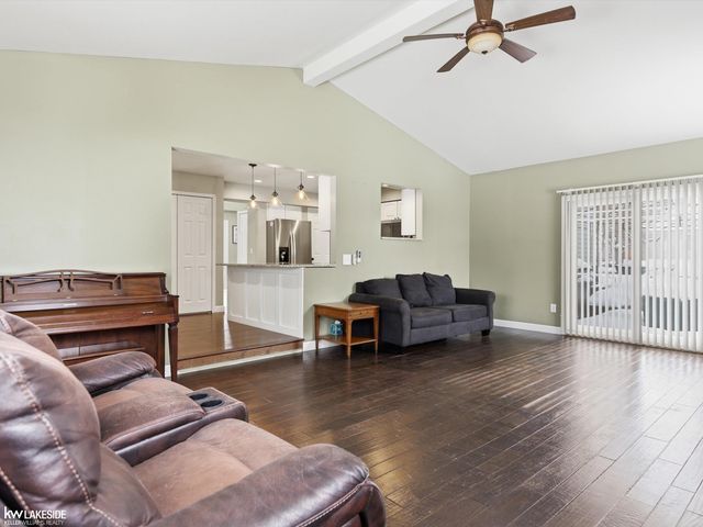 5151 Winewood Lane, Commerce Twp, MI 48382