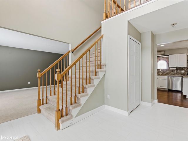 5151 Winewood Lane, Commerce Twp, MI 48382