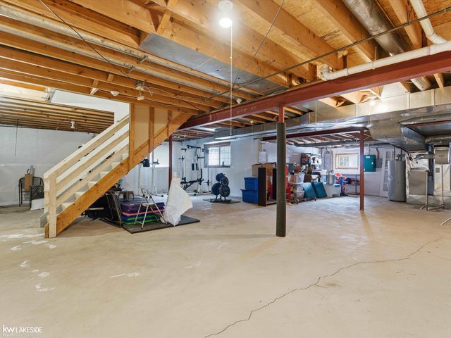 5151 Winewood Lane, Commerce Twp, MI 48382