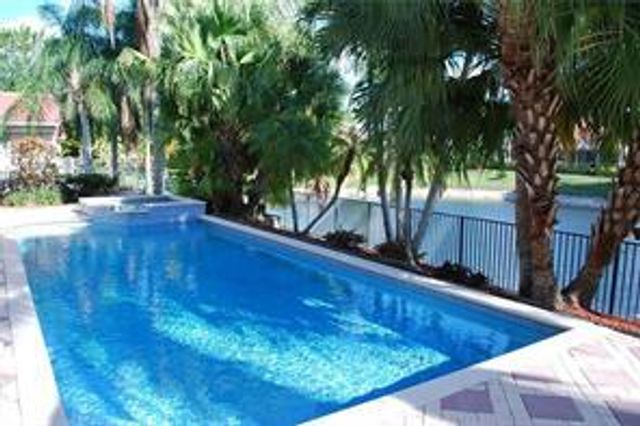 8192 NW 42nd Street, Coral Springs, FL 33065