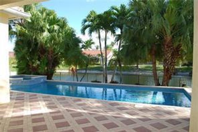 8192 NW 42nd Street, Coral Springs, FL 33065
