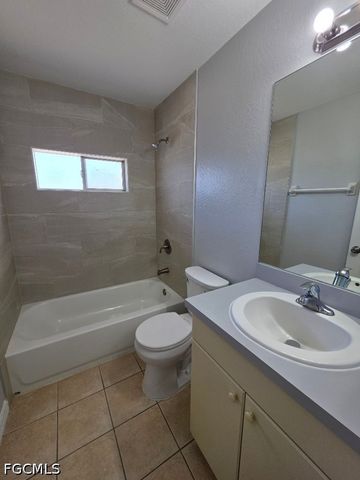 2419 Joe AVE S, Lehigh Acres, FL 33973