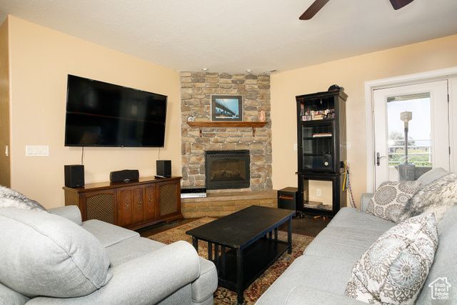 2073 S ALLEN RD, Taylor, UT 84401