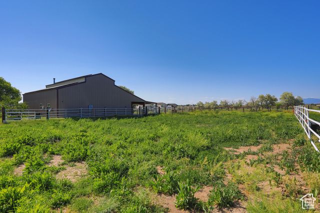 2073 S ALLEN RD, Taylor, UT 84401