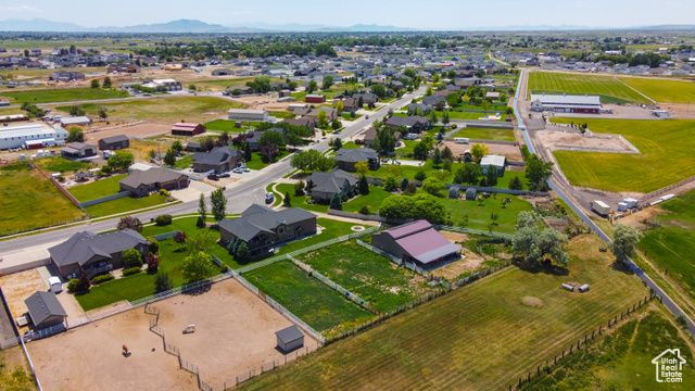 2073 S ALLEN RD, Taylor, UT 84401