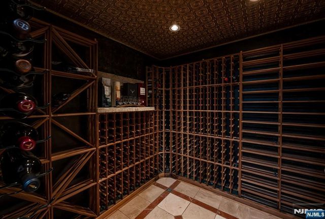 18 Vermont Drive, Paramus, NJ 07652