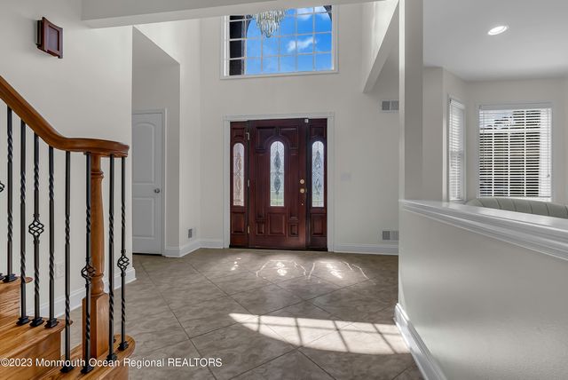 1607 Holbrook Street, Oakhurst, NJ 07755