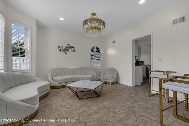 1607 Holbrook Street, Oakhurst, NJ 07755