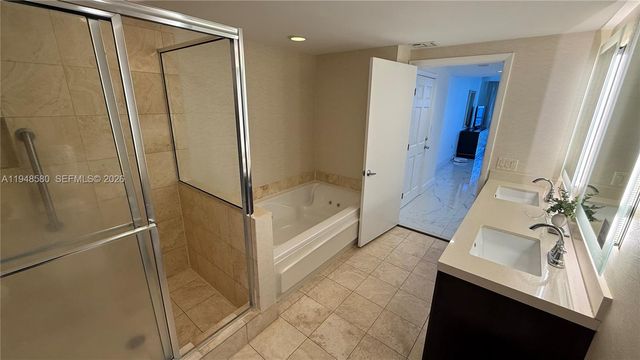 17375 Collins Ave 1901, Sunny Isles Beach, FL 33160