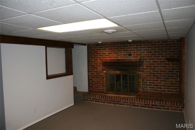 1060 Loveland Drive, Florissant, MO 63031