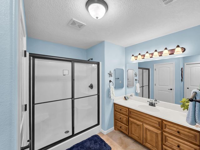 930 Eastview, Crystal Beach, TX 77650
