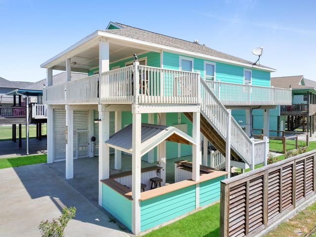 930 Eastview, Crystal Beach, TX 77650