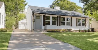 5908 Locke Avenue, Fort Worth, TX 76107
