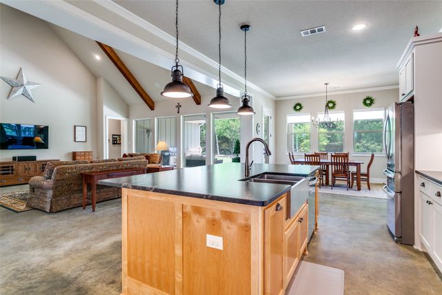 110 Coolidge Court, Weston, TX 75009