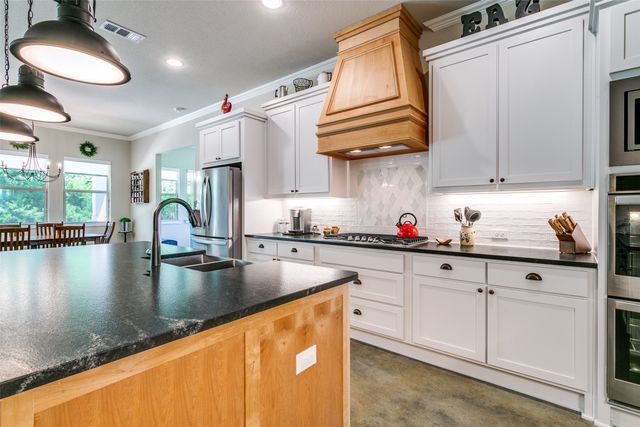 110 Coolidge Court, Weston, TX 75009