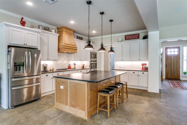 110 Coolidge Court, Weston, TX 75009