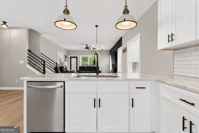 385 Surrey Court, Bremen, GA 30110