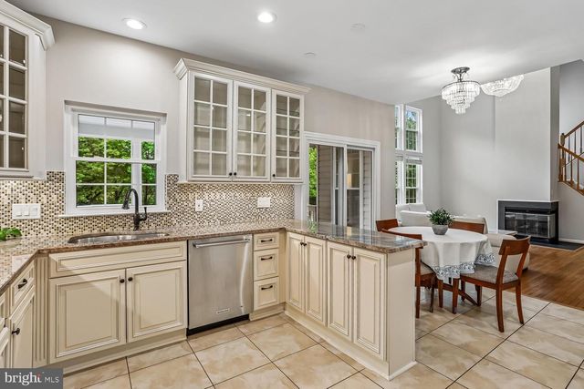 11603 SENECA FOREST CIR, Germantown, MD 20876
