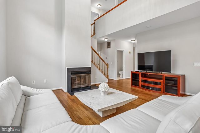 11603 SENECA FOREST CIR, Germantown, MD 20876