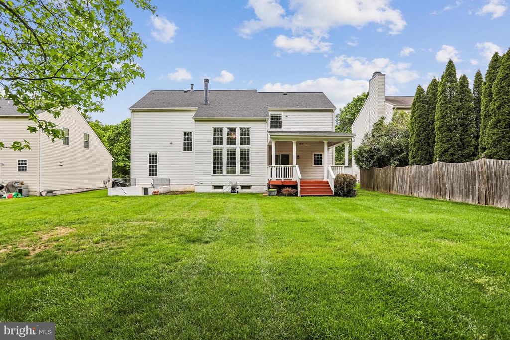 Image 47 of property listing at 11603 SENECA FOREST CIR, Germantown, MD 20876