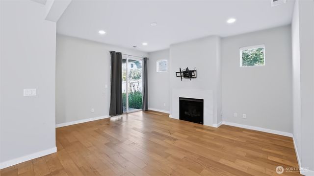 18801 124th Avenue SE, Renton, WA 98058