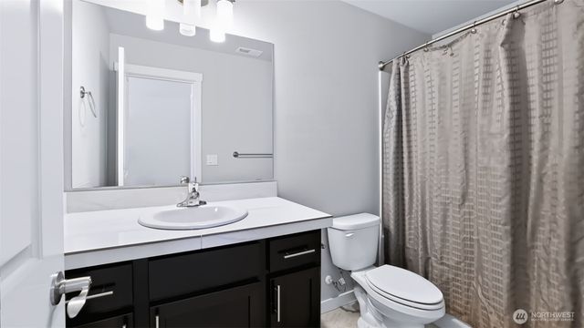 18801 124th Avenue SE, Renton, WA 98058