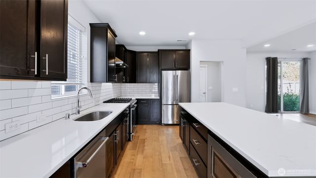 18801 124th Avenue SE, Renton, WA 98058