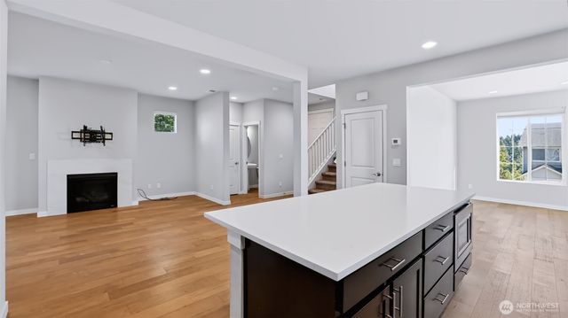 18801 124th Avenue SE, Renton, WA 98058