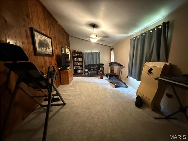 516 E South Avenue, Greenville, IL 62246