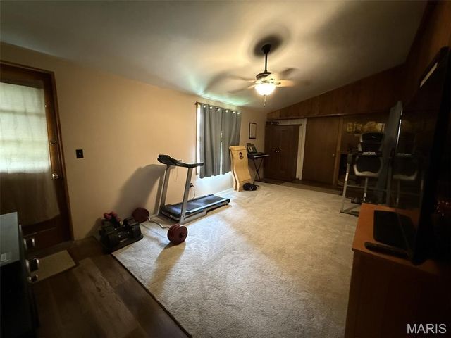 516 E South Avenue, Greenville, IL 62246