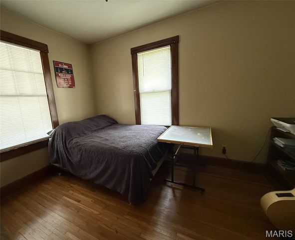 516 E South Avenue, Greenville, IL 62246