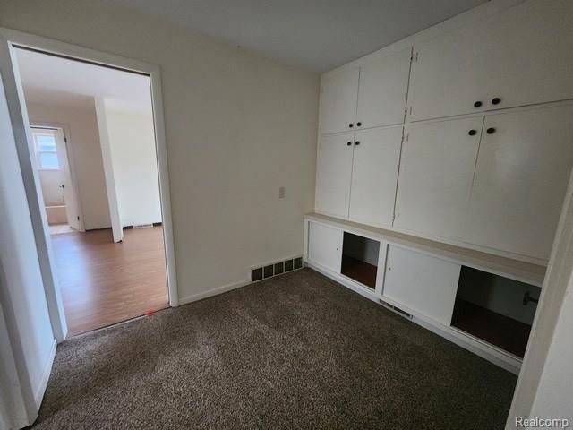 9125 Clinton Street, Holly, MI 48442