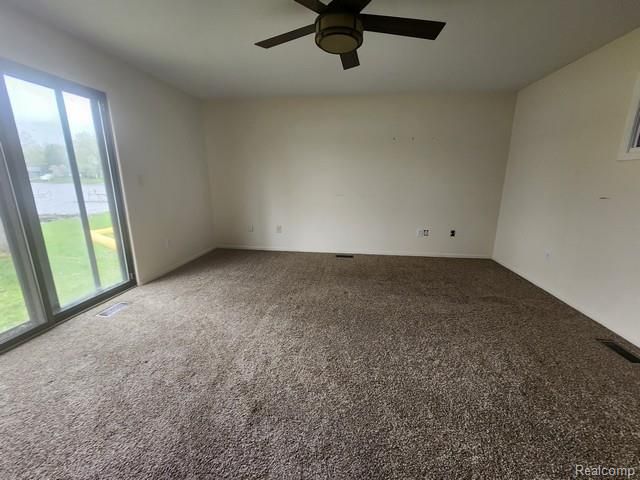 9125 Clinton Street, Holly, MI 48442