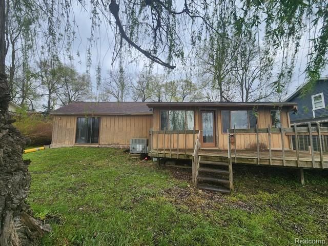9125 Clinton Street, Holly, MI 48442