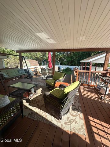 6 Elliott Avenue, Schenectady, NY 12304