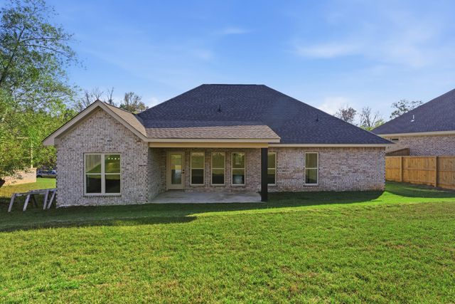 43 Island Oak, Hattiesburg, MS 39402