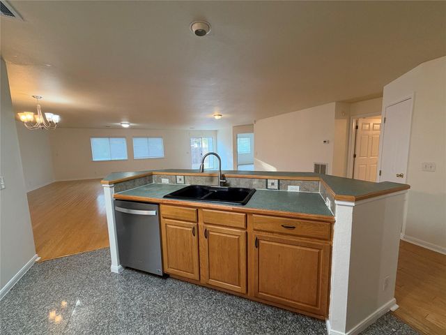 512 Tobin DR, Buda, TX 78610