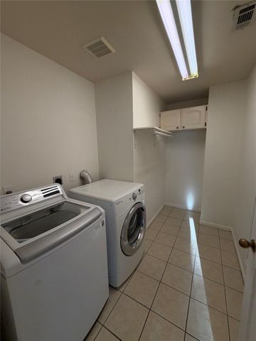 512 Tobin DR, Buda, TX 78610