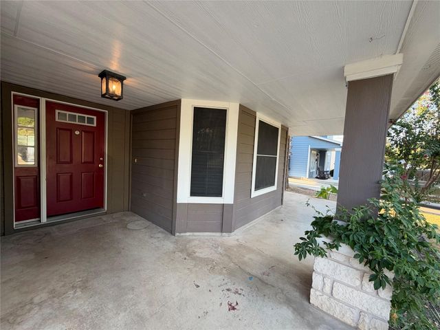 512 Tobin DR, Buda, TX 78610