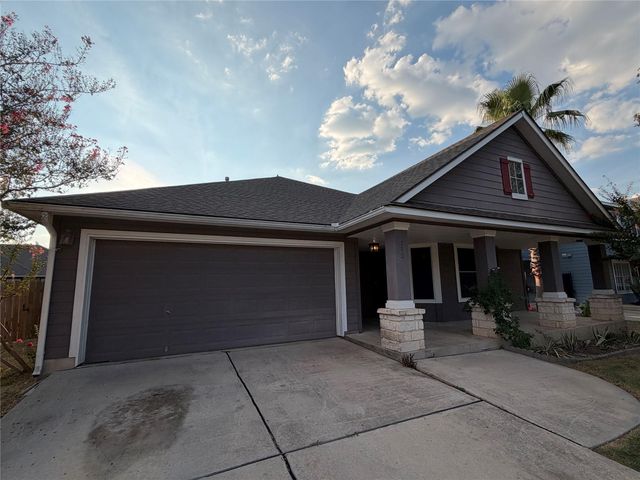 512 Tobin DR, Buda, TX 78610