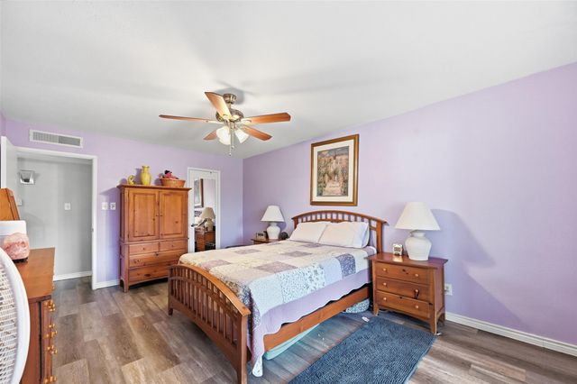 1017 Lesa Lane, Garland, TX 75042