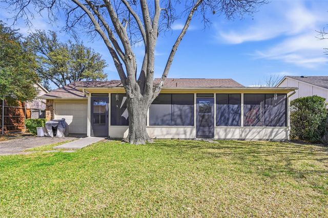 1017 Lesa Lane, Garland, TX 75042