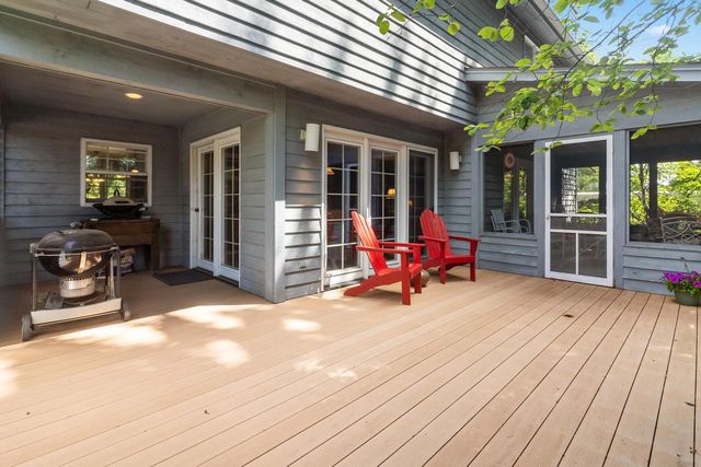 1554 Orchard LANE, Lake Geneva, WI 53147