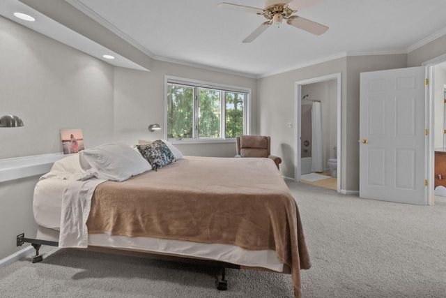 1554 Orchard LANE, Lake Geneva, WI 53147