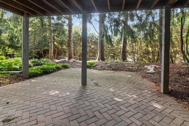 1554 Orchard LANE, Lake Geneva, WI 53147
