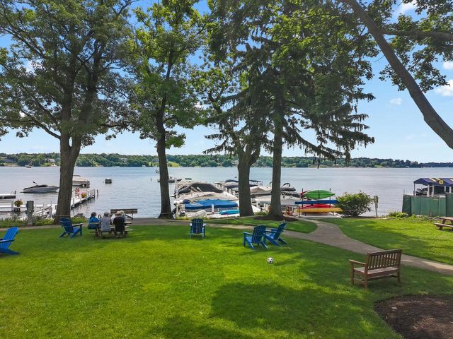 1554 Orchard LANE, Lake Geneva, WI 53147