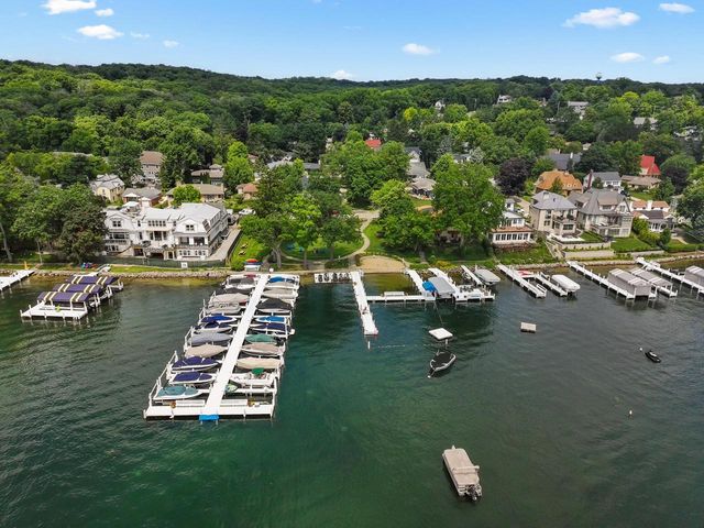 1554 Orchard LANE, Lake Geneva, WI 53147