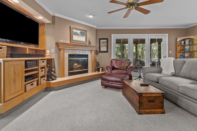 1554 Orchard LANE, Lake Geneva, WI 53147