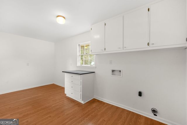 1458 Country Squire Drive, Decatur, GA 30033